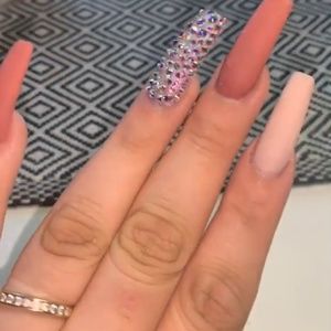 Meet your Posher, Jenny